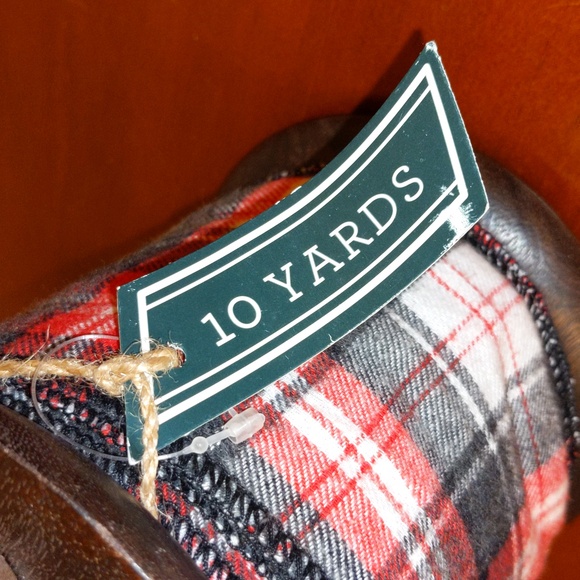 Old World Spool Ribbon Plaid Tartan Flannel Wide Red Black Fabric Wood Primitive - Picture 4 of 5